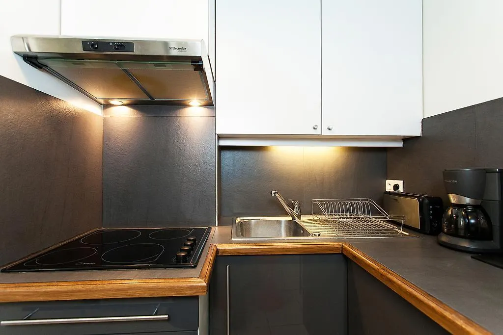 Apartment Suffren Hotel Paris